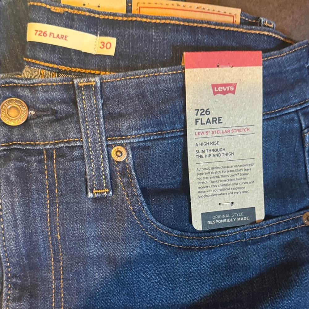 Levi's Indigo Straight-Leg Jeans 726 flare size 30 x 32 - Picture 2 of 10